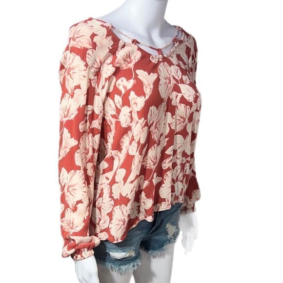 Billabong Floral Winding Roads Top - Picture 10 of 13